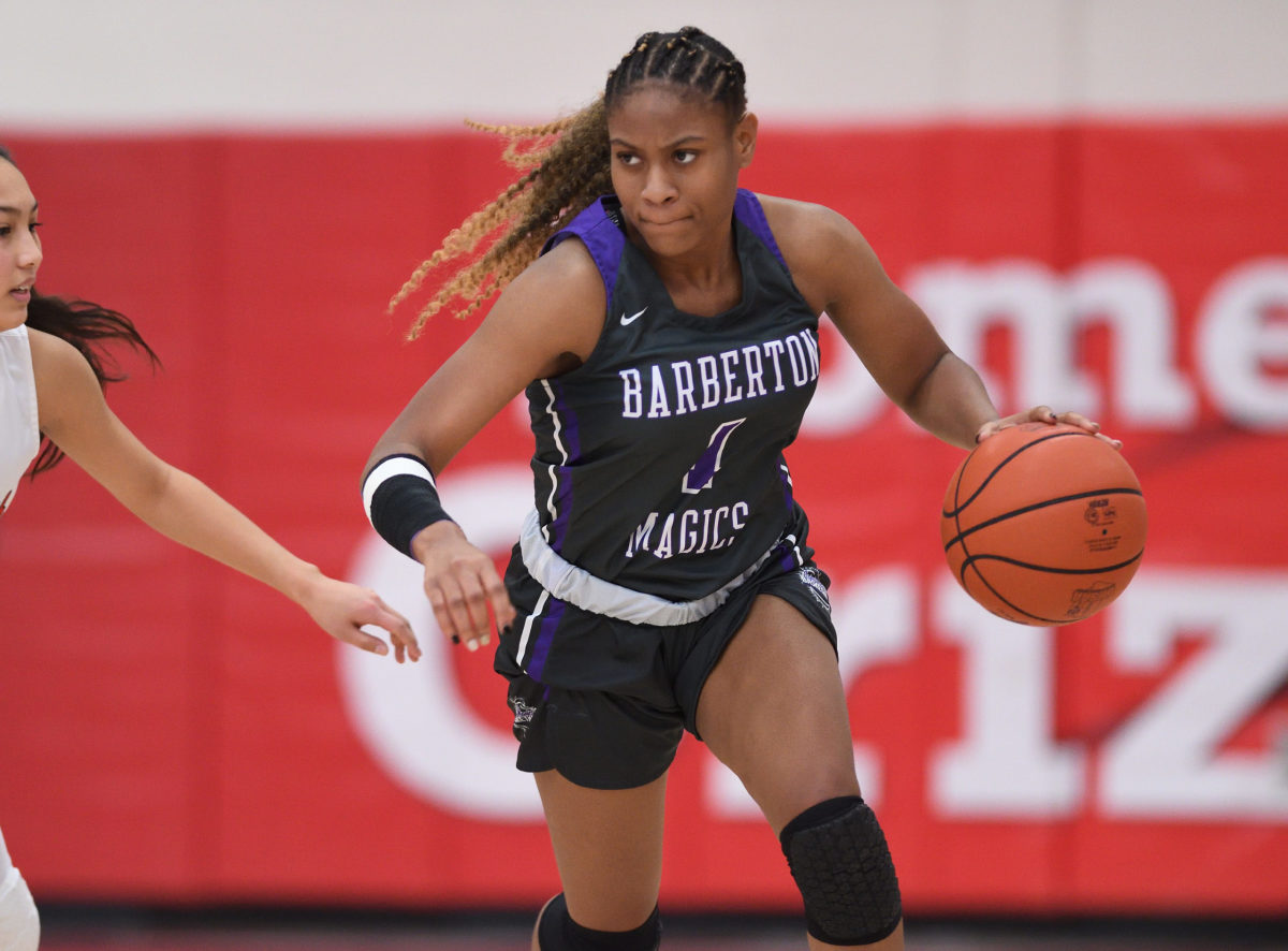 Two_Jeff Harwell_Wadsworth_Barberton_girls.17